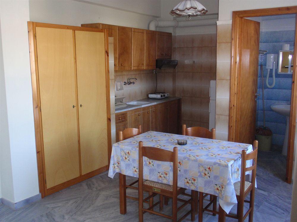 Hotel Smaragdi Apartments Vissa Exterior photo