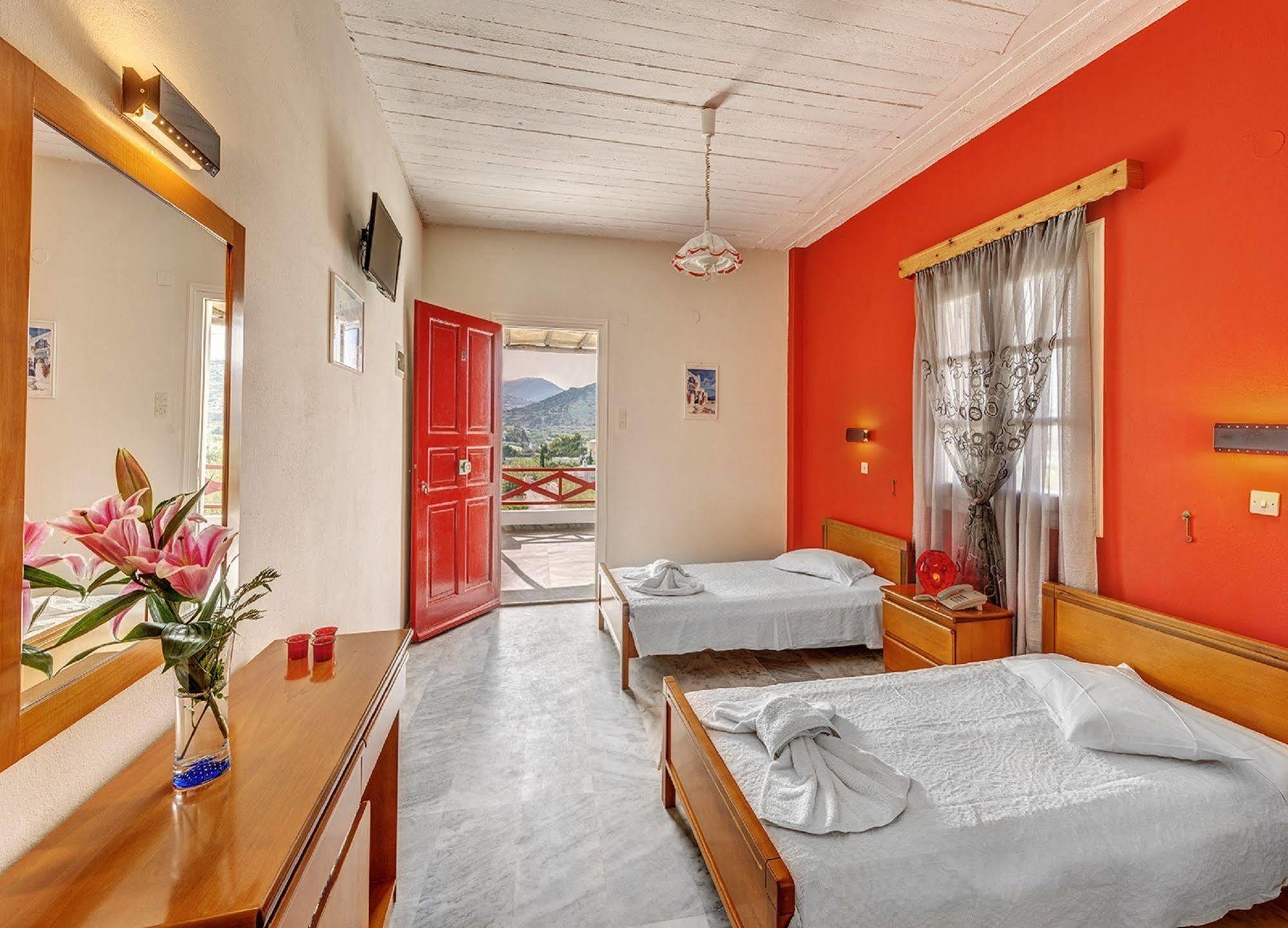 Hotel Smaragdi Apartments Vissa Exterior photo
