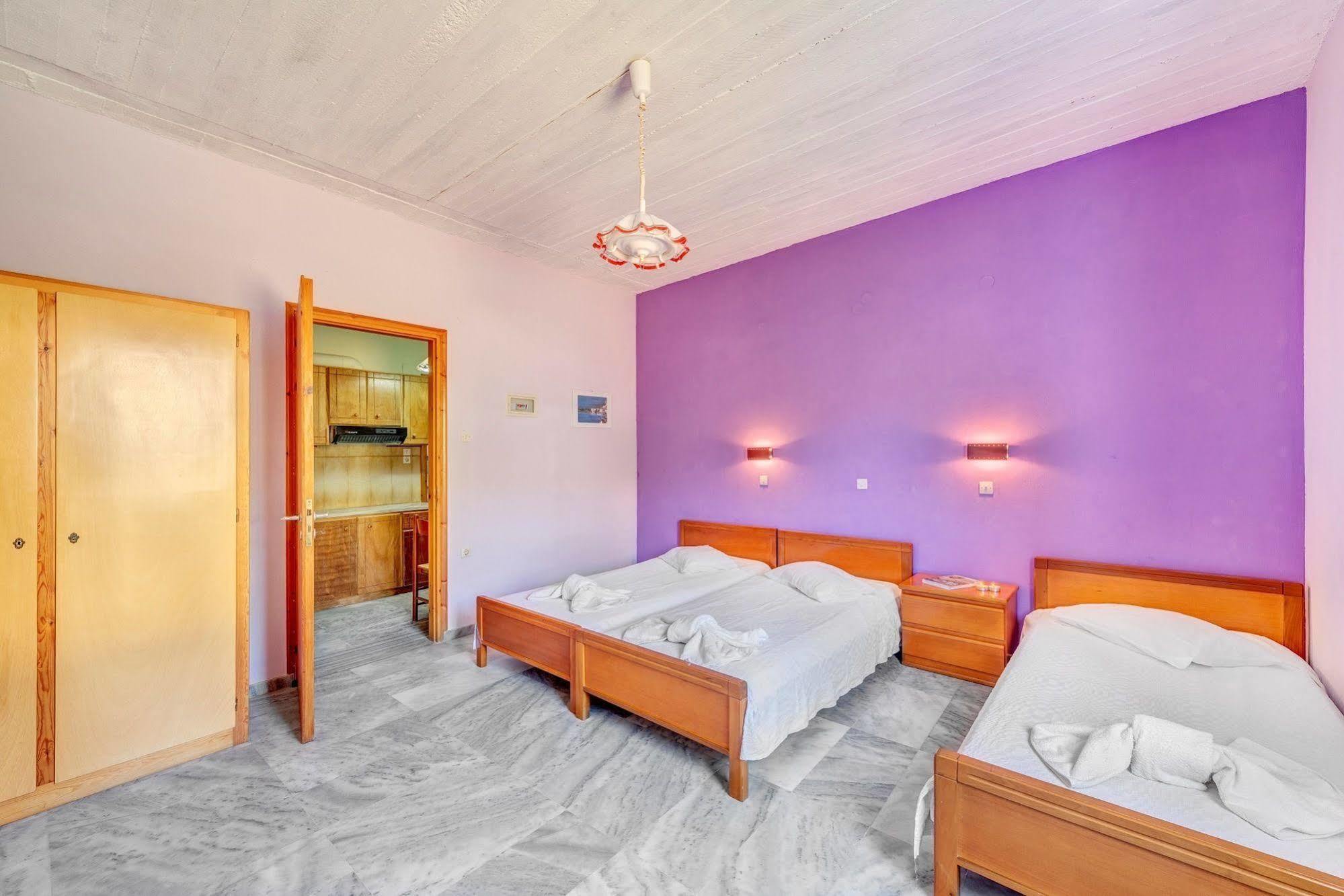 Hotel Smaragdi Apartments Vissa Exterior photo